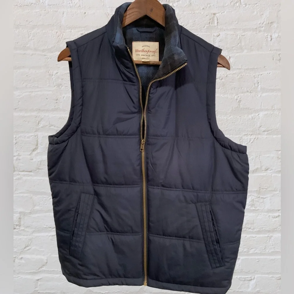 Weather proof navy blue puffer vest - Picture 1 of 5